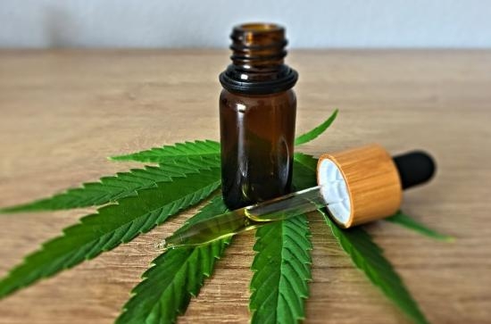 Est-ce que le CBD dilate les pupilles ?